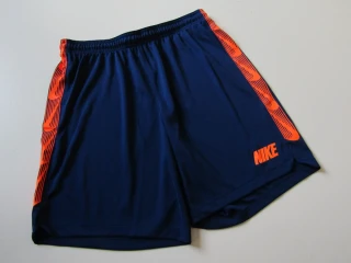 Chlapecké sportovní kraťasy- NIKE-NOVÉ... VEL-L