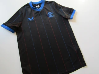 Chlapecký sportovní dres- CASTORE-NOVÝ... VEL-152-158