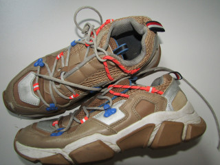 BOTASKY- TOMMY HILFIGER... VEL-39