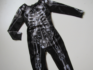 MAŠKARNÍ KOSTÝM- KOSTRA... VEL-110-116