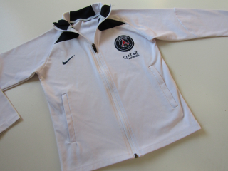 Chlapecká sportovní mikina- NIKE. .. VEL-122-128