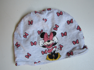 Dívčí čepička- DISNEY... VEL-74-80