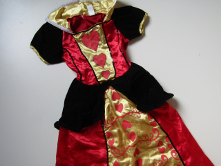 MAŠKARNÍ KOSTÝM- NOVÝ... VEL-110-122