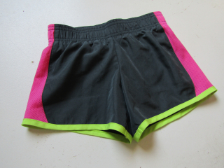 Dívčí sportovní kraťasy... VEL-110-116