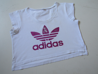 Dívčí sportovní tričko- ADIDAS... VEL-S
