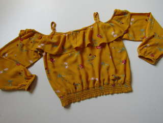 Dívčí halenka- PAGE... VEL-146-152