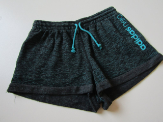 Dívčí sportovní kraťasy- ADIDAS...VEL-XS