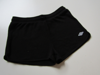 Dívčí teplákové kraťasy- UMBRO... VEL-M