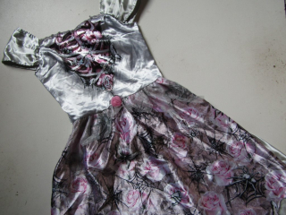 MAŠKARNÍ KOSTÝM- KOUZELNICE... VEL-164-170