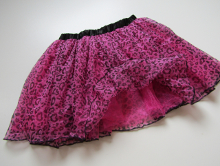 MAŠKARNÍ KOSTÝM- KOUZELNICE... VEL-128-146