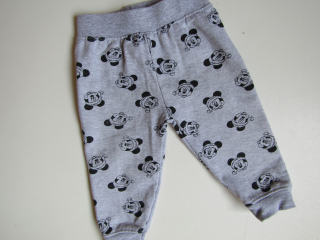 Chlapecké tepláky- DISNEY...VEL-74-80