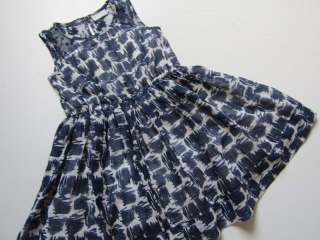 Dívčí šatky... VEL-104