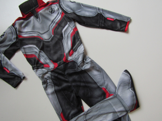 MAŠKARNÍ KOSTÝM- AVENGERS.. VEL-134-140