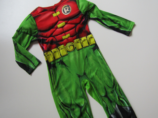 MAŠKARNÍ KOSTÝM- ROBIN-NOVÝ... VEL-110-116