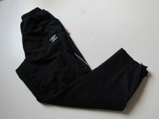 Chlapecké sportovní kalhoty- UMBRO... VEL-XL