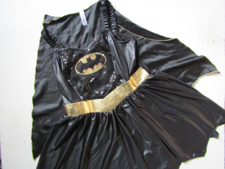 MAŠKARNÍ KOSTÝM- BATMAN... VEL-40-42