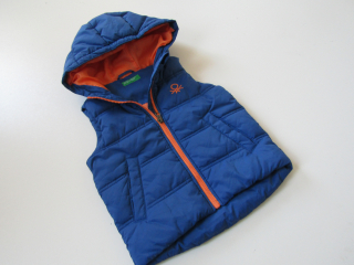 Chlapecká vesta- BENETTON... VEL-92-98