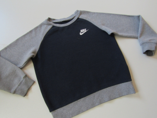 Chlapecká sportovní mikina- NIKE... VEL-116-122