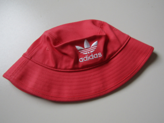 Dámský-dívčí klobouk- ADIDAS-NOVÝ... VEL-UNI