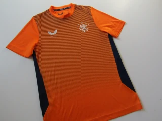 Chlapecký sportovní dres- CASTORE-NOVÝ... VEL-152-158